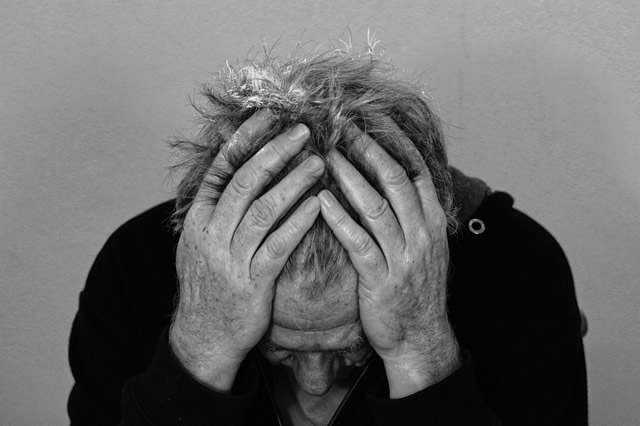 uploads/treatment_packages/1761576568_depression.jpg